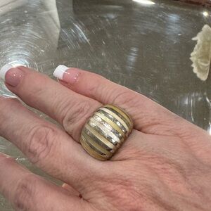 Vintage Mother of Pearl and Sterling 925 Silver Ring